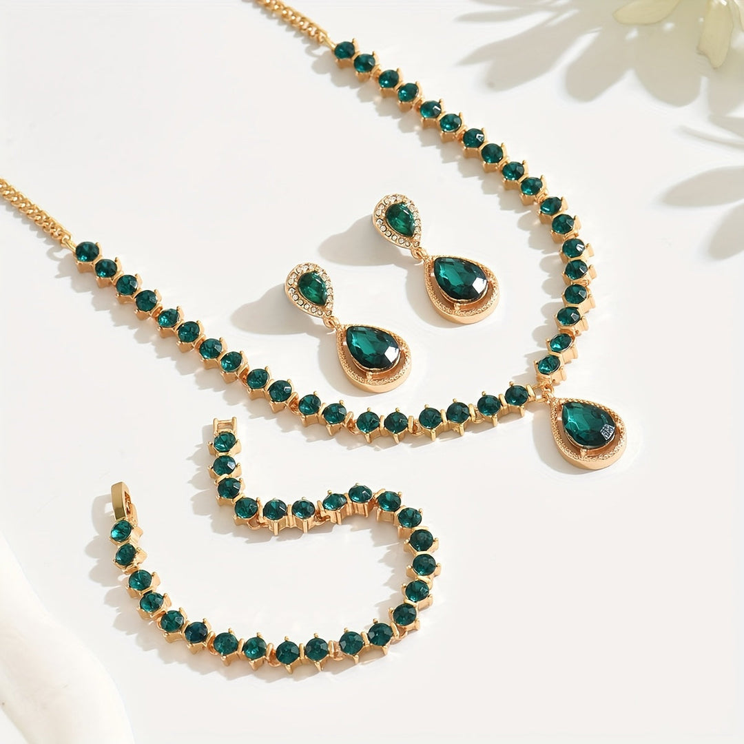 ELEGANT GEOMETRIC CRYSTAL JEWELLERY SET