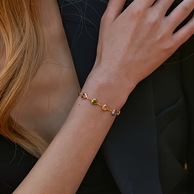 HEART-SHAPED GOLD BRACELET