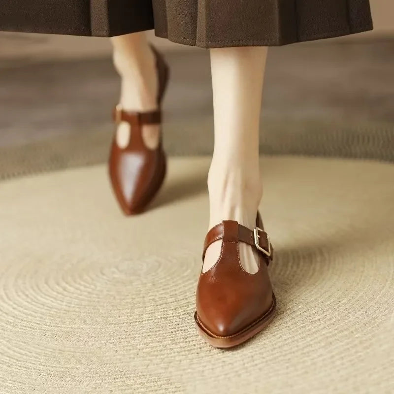 LEOMARA | SOPHISTICATED POINTED HEELS